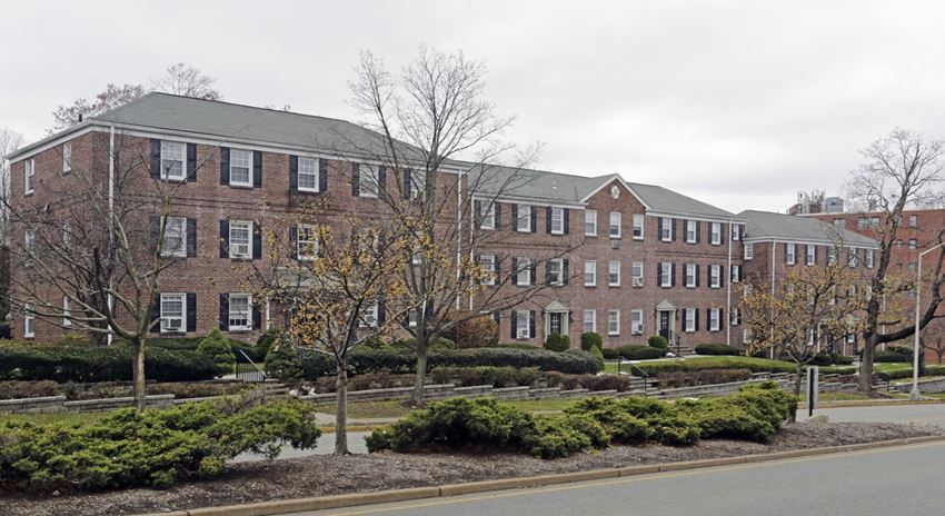 Mary Ann Apartments, 500-510 Bloomfield Avenue, Caldwell, NJ - RENTCafé